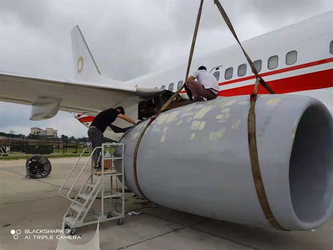 岗巴县飞机模型